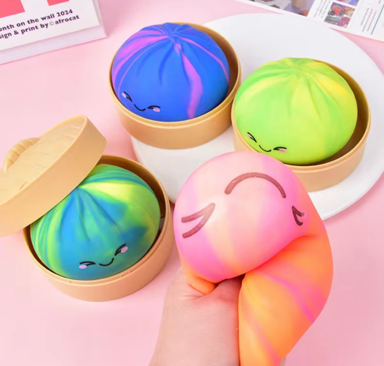 1 Mystery Color Rainbow Squishy Dumpling