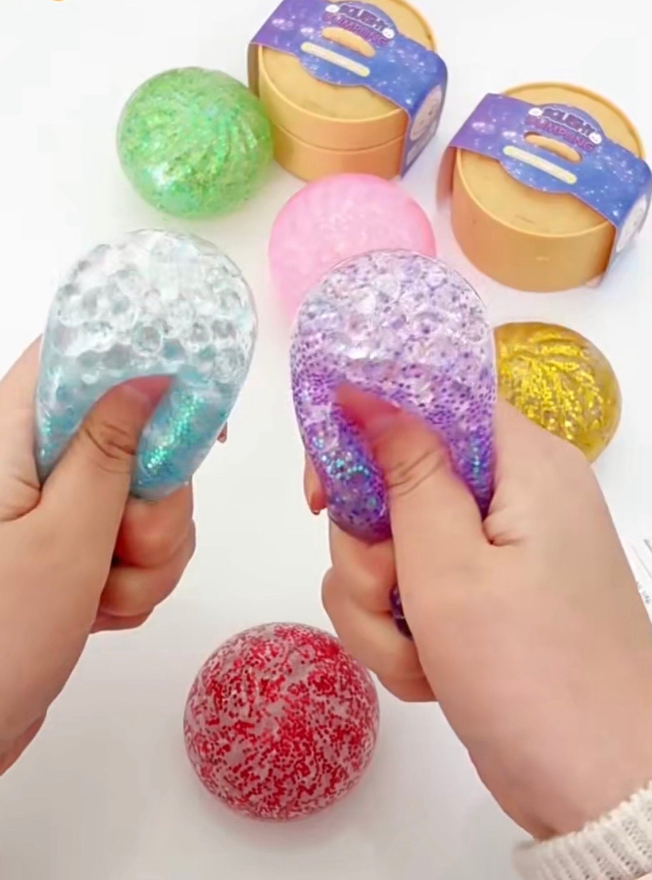 3 mystery color glitter dumplings filled with beads