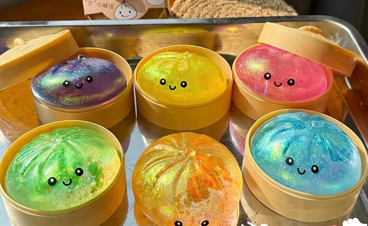 Maltose-Filled Glitter Squishy Dumpling